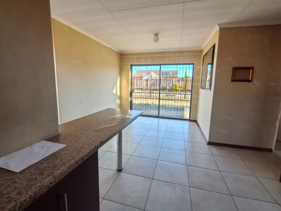 3 Bedroom Property for Sale in Mandela View Free State